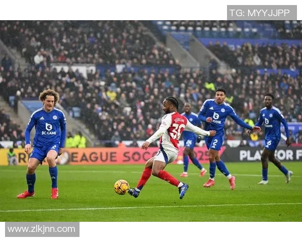 曼城与利物浦精彩对决全场回放分析与精彩瞬间回顾